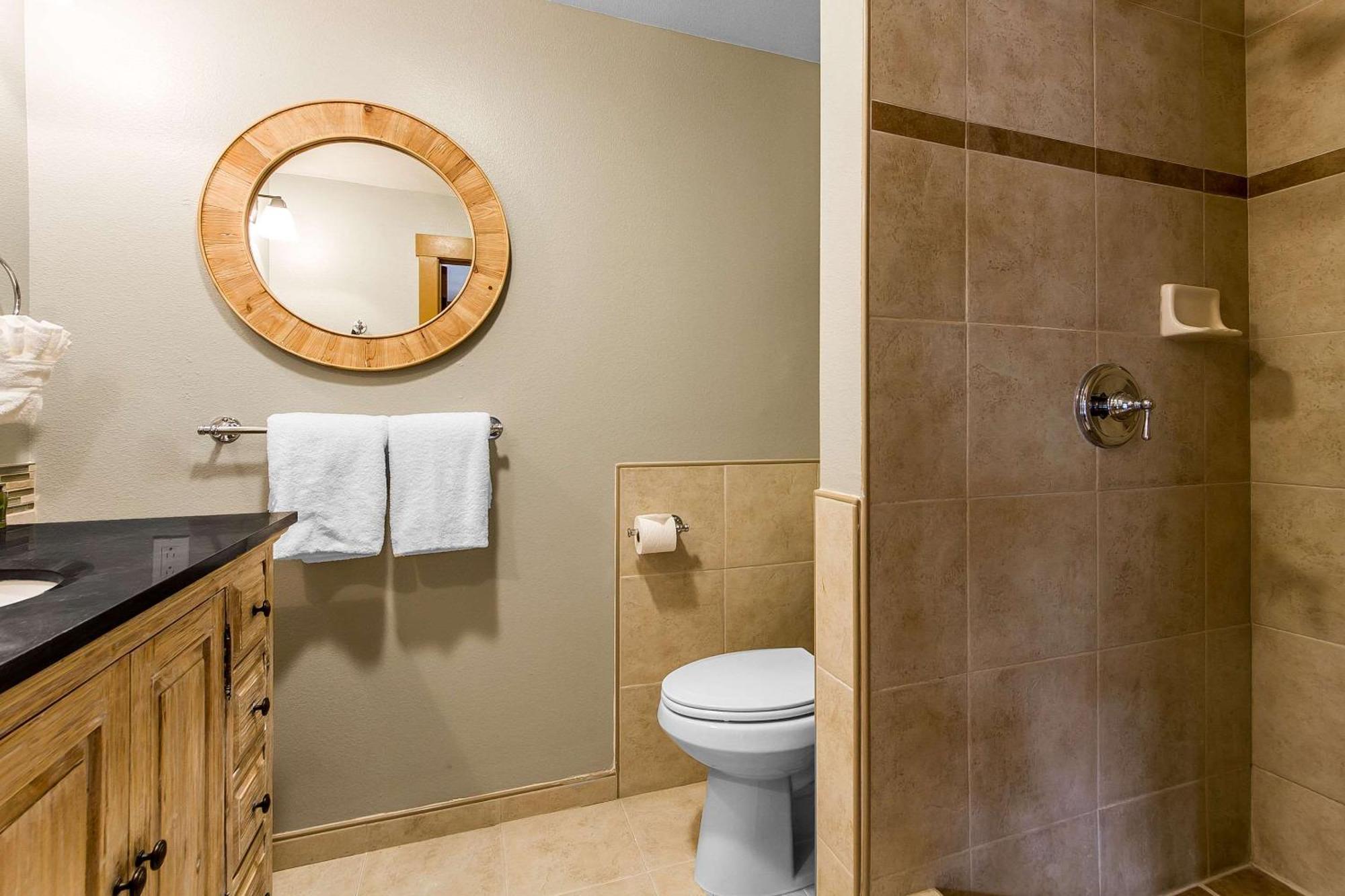 Sierra Sky Ranch Hotel Oakhurst Bagian luar foto